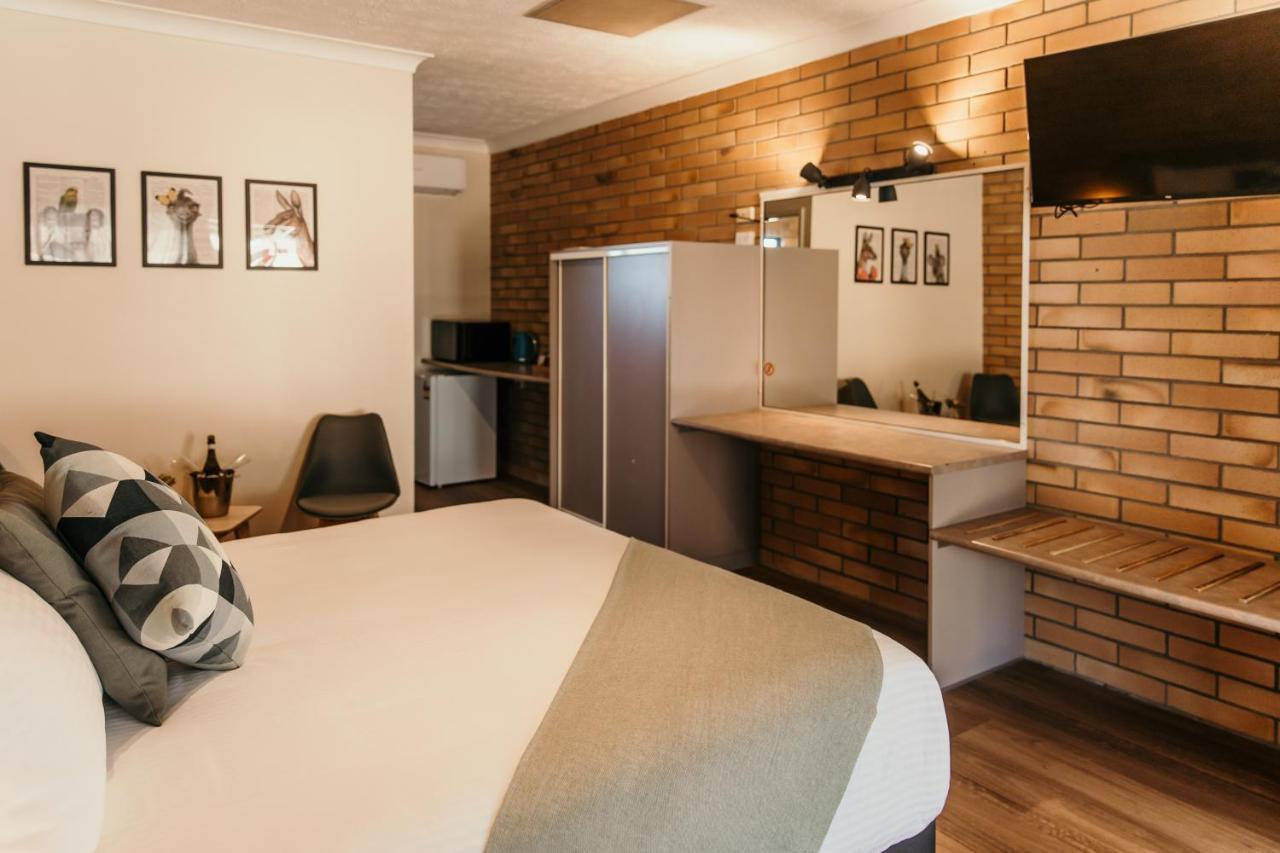 Oasis Motor Inn Блеколл Екстер'єр фото
