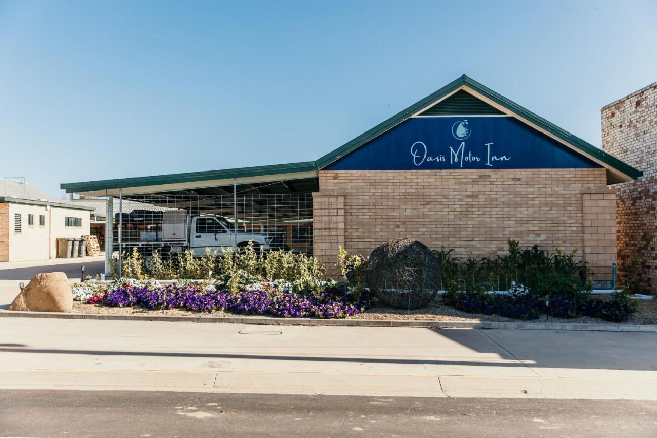 Oasis Motor Inn Блеколл Екстер'єр фото